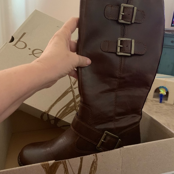 brown boc boots
